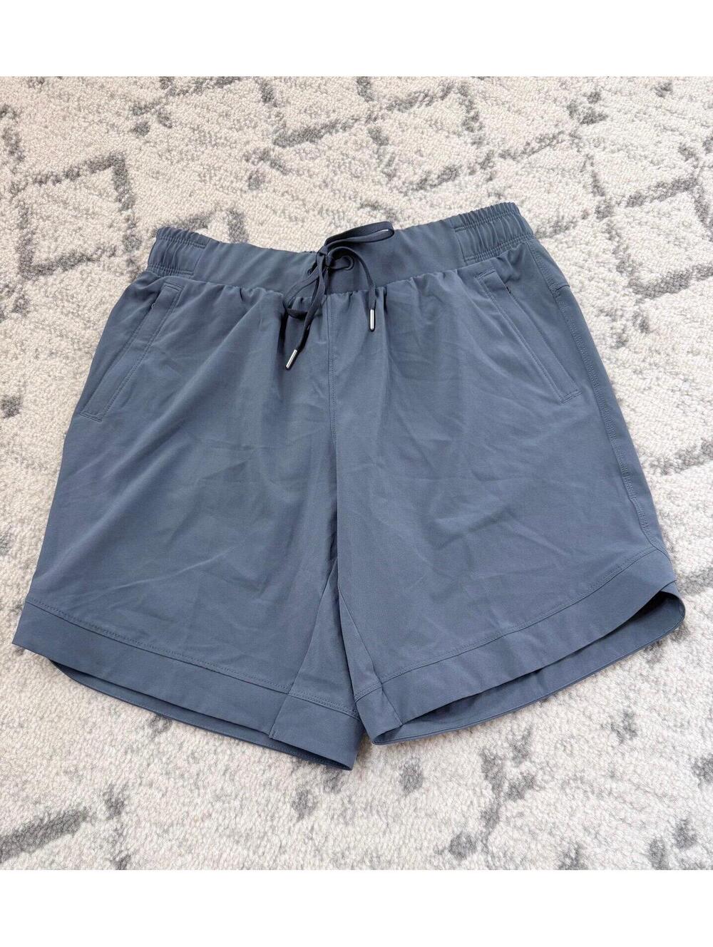 NWT CALIA by Carrie Underwood TruLight Woven Bermuda Short XS Slate Blue